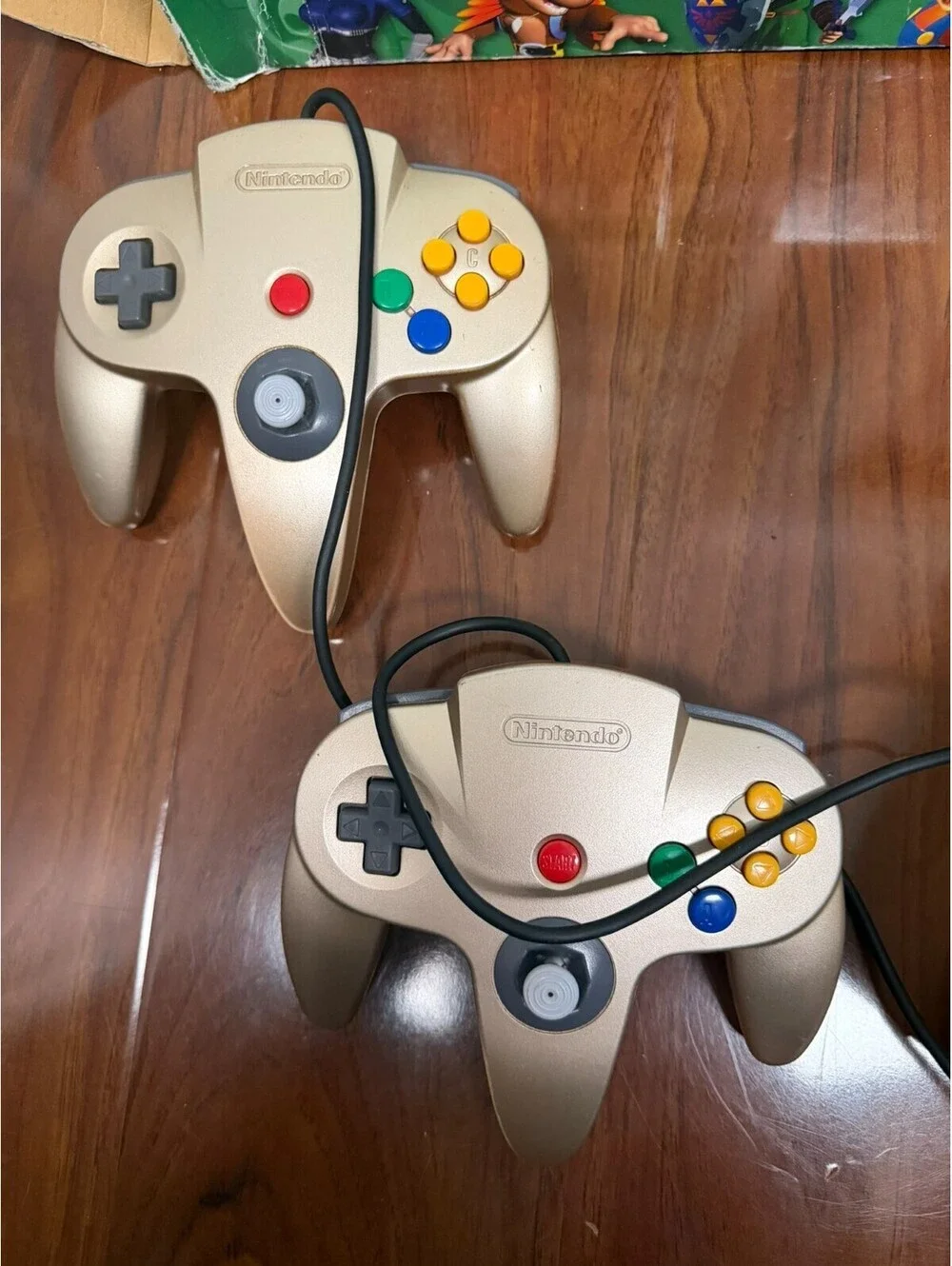 Nintendo 64 Toys 'R' Us Limited Edition Gold Console w/ Box, 2 Controllers N64